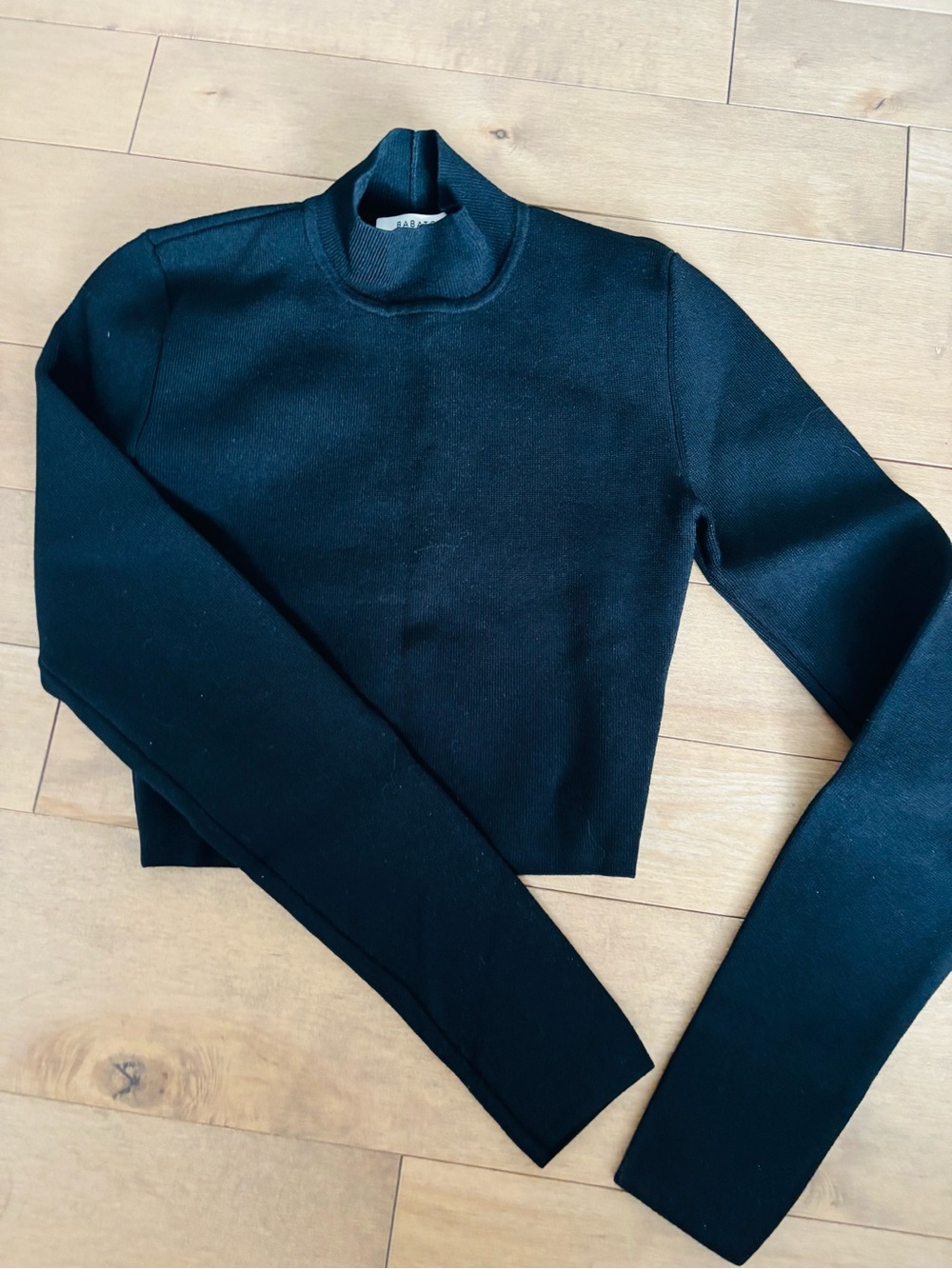 Aritzia Babaton Cropped Black Mock Neck Long-Sleeve Top